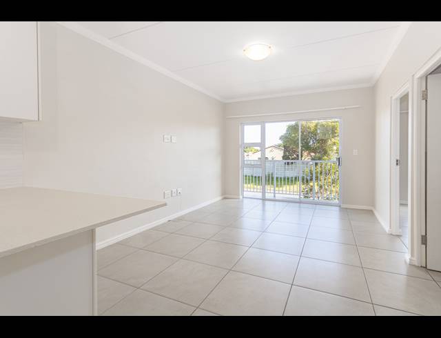 2 BEDROOM APARTMENT FOR SALE IN FLAMINGO VLEI